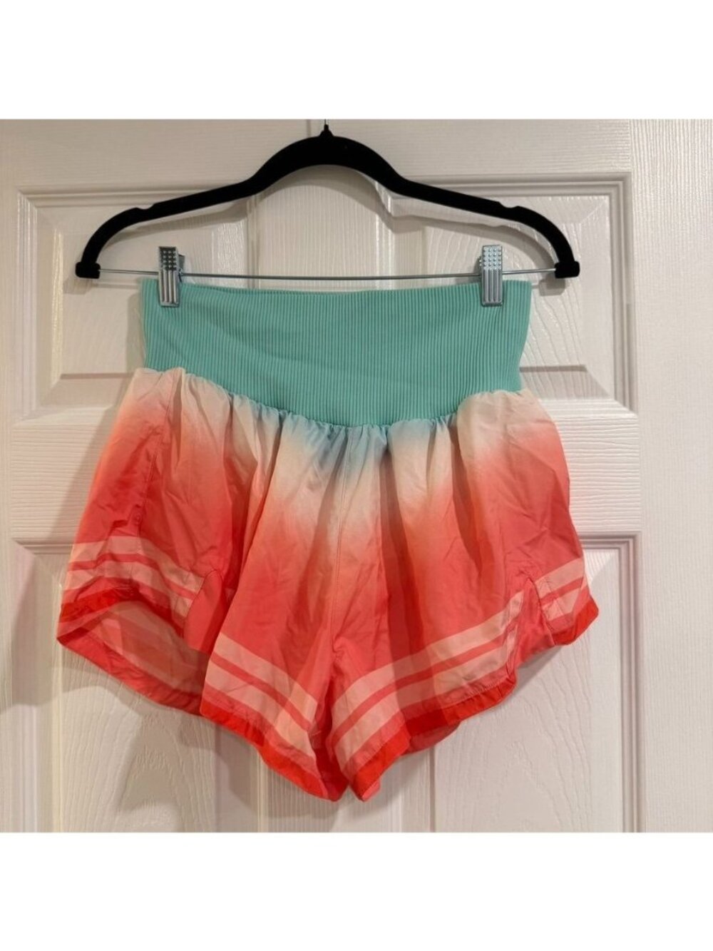 Free People FP Movement Carpe Diem Running Workout Shorts Size Medium